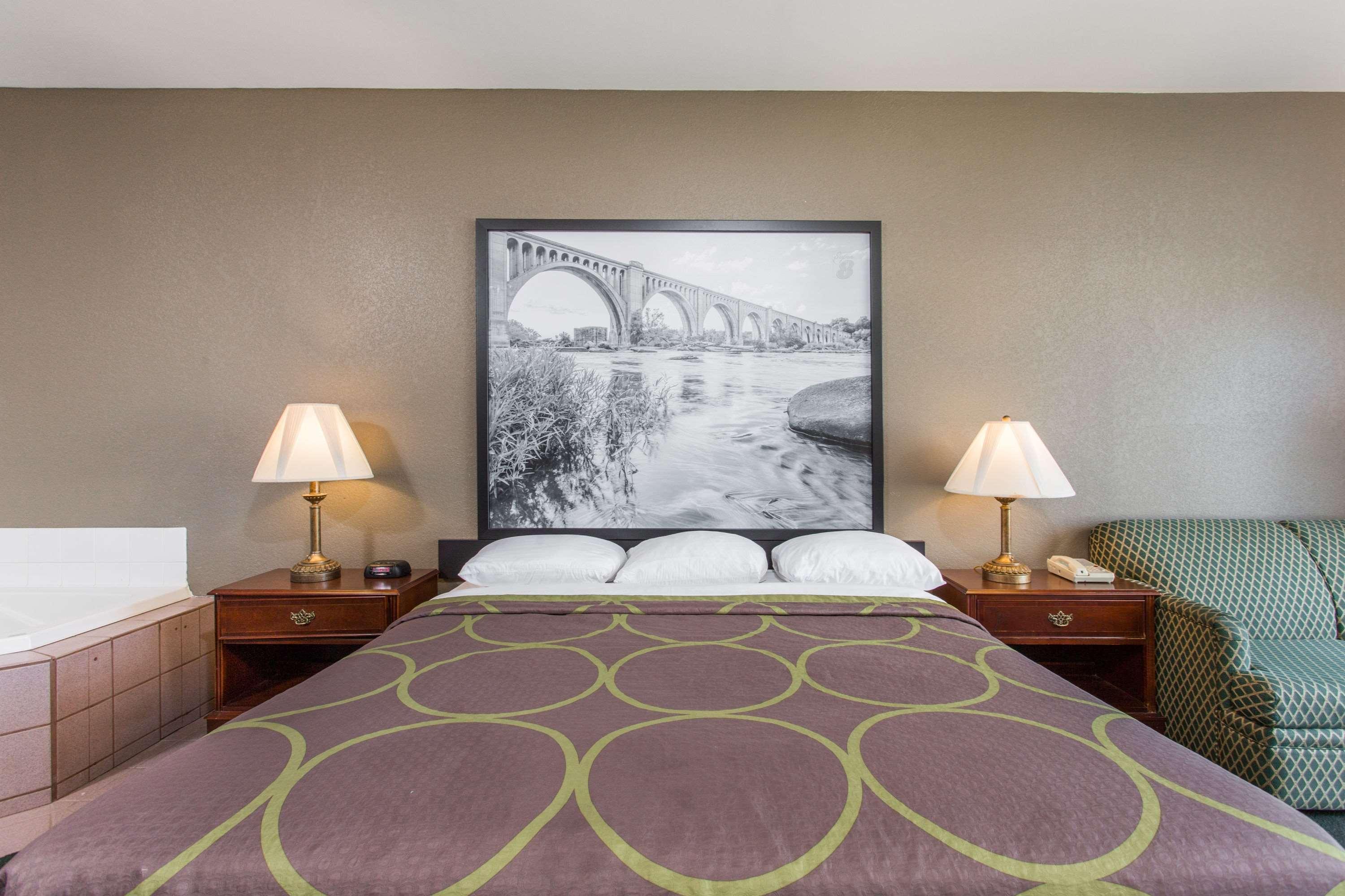 Motel Super 8 By Wyndham Petersburg Zewnętrze zdjęcie