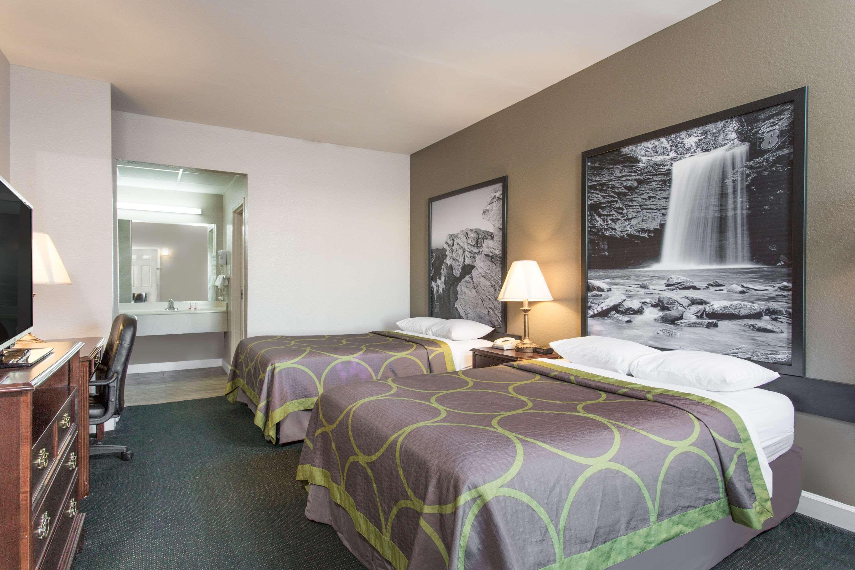 Motel Super 8 By Wyndham Petersburg Zewnętrze zdjęcie