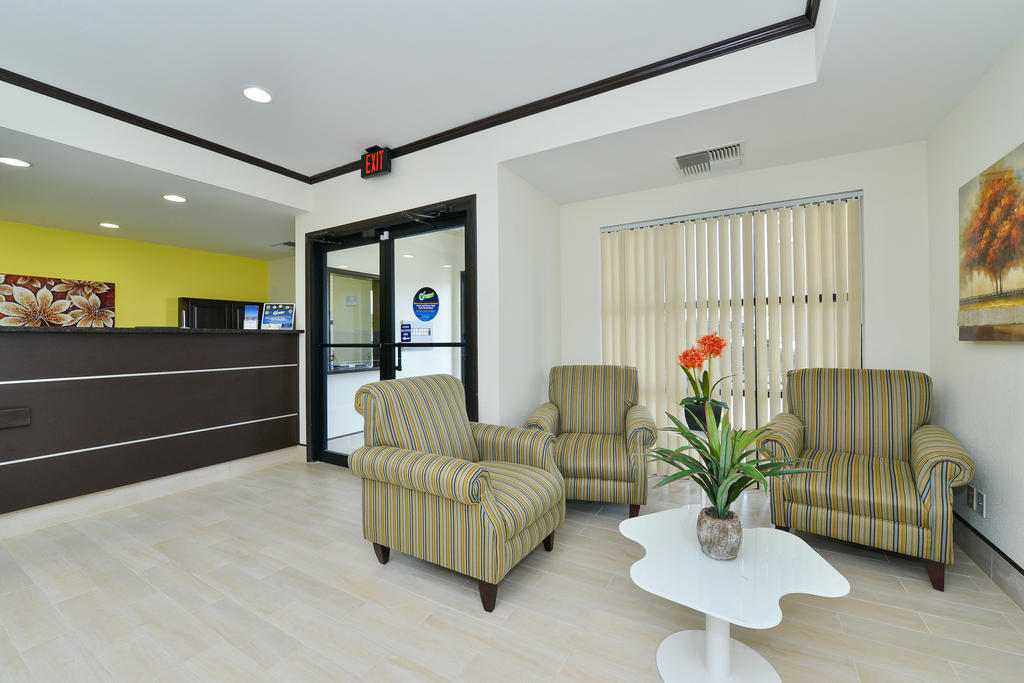Motel Super 8 By Wyndham Petersburg Zewnętrze zdjęcie